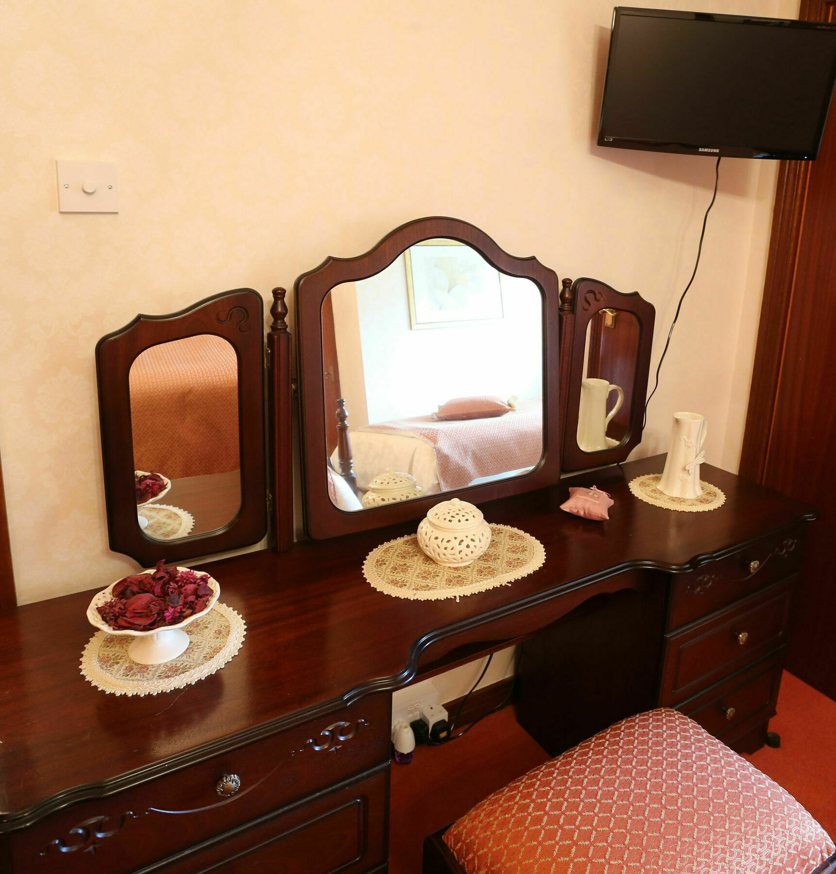 Sleepy Hollow B&B Ballymena Eksteriør bilde